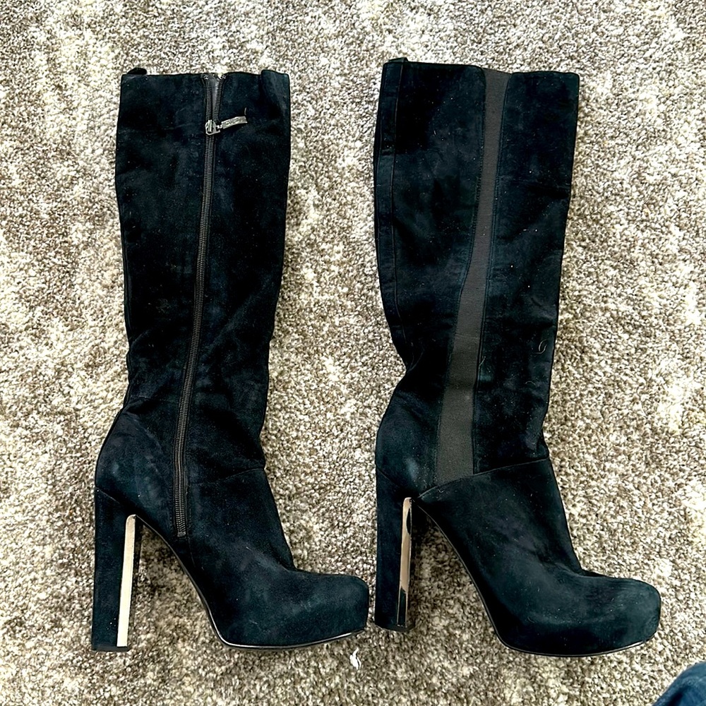 Guess high heel boots suede 9.5